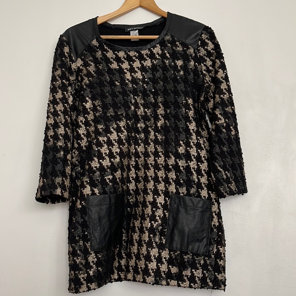 SOFT WORKS Houndstooth Black and Gold Tunic.